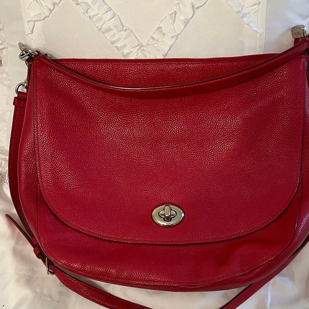 Classic Red Women's Leather Crossbody Bag